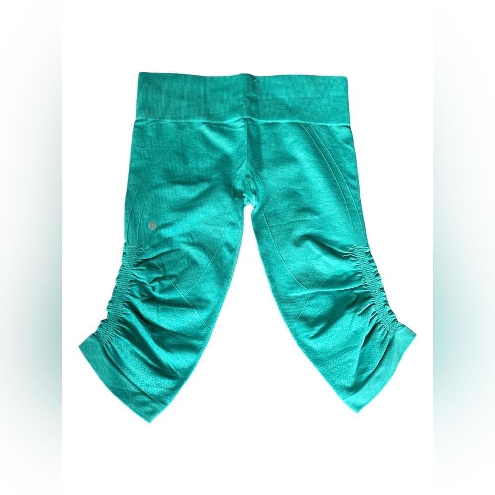 Lululemon In The Flow Crop II Leggings, Size 10, Heathered Blue Tropics - Picture 8 of 12